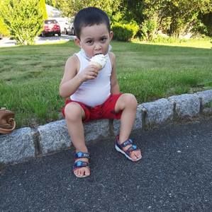 Meet your Posher, Abril